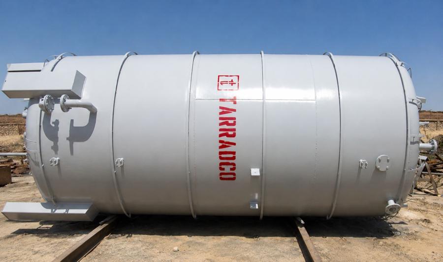 Horizontal carbon steel tank fabricated and painted by TARRADCO for Pirelli Alexandria