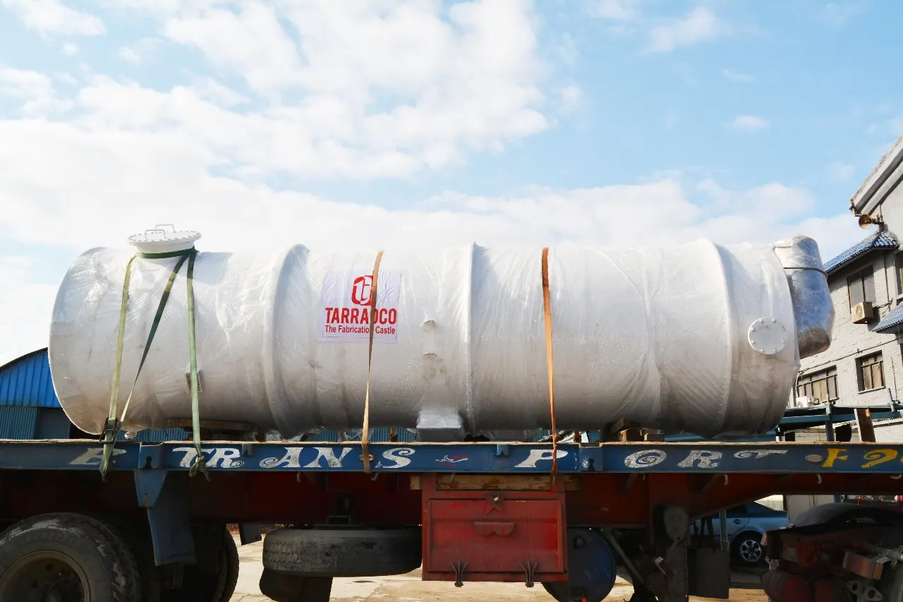 Rubber-lined process vessel wrapped and shipped to Alexandria Petroleum